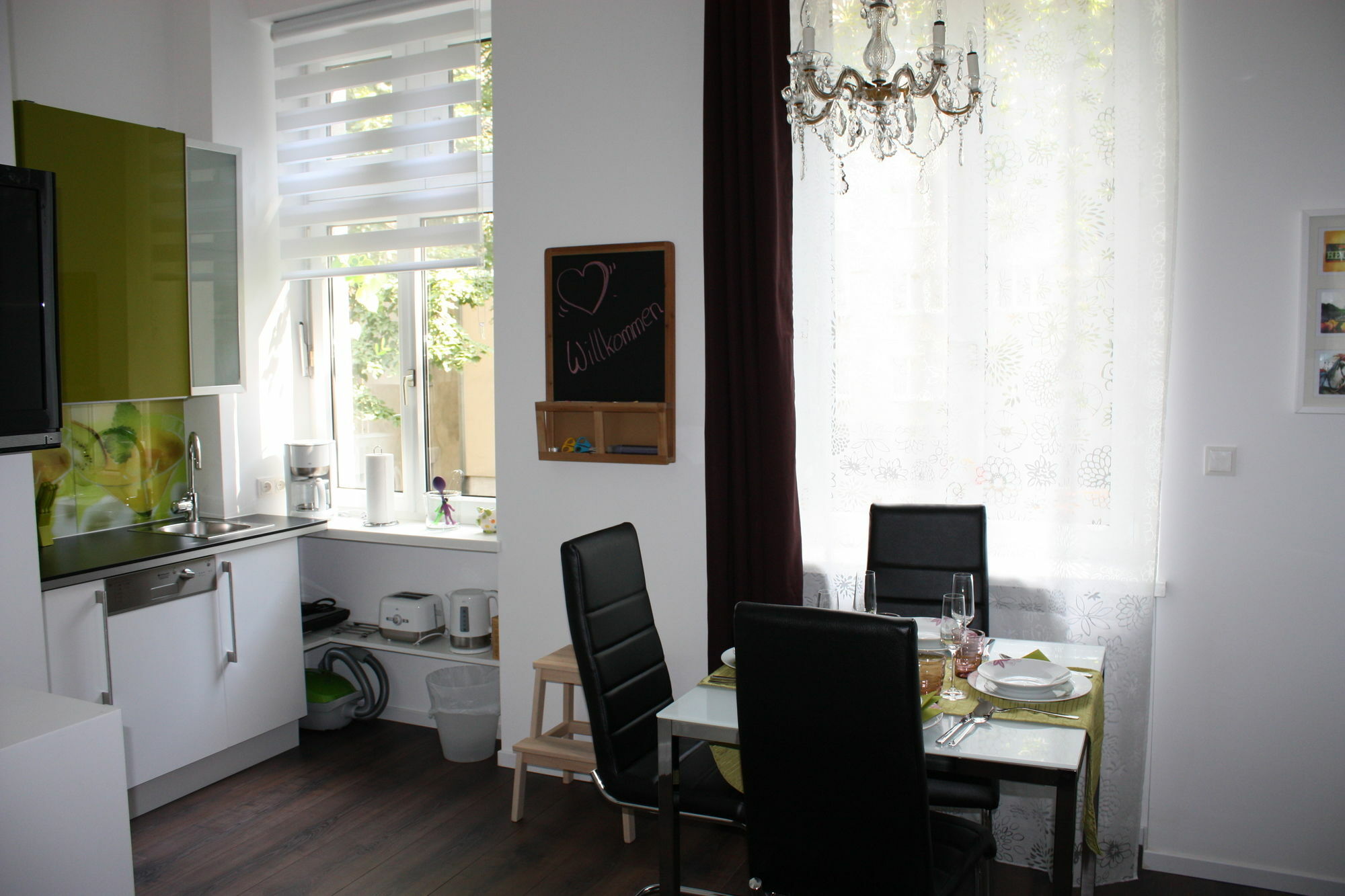 Govienna Small Modern Apartment 外观 照片